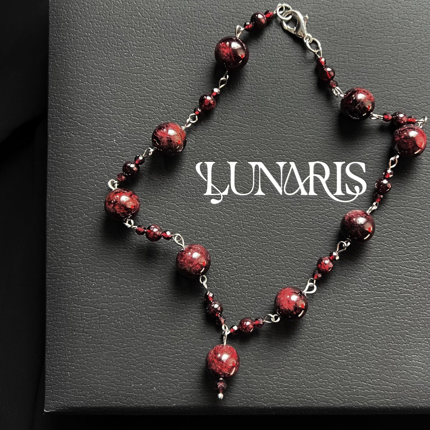 Collier Victoria